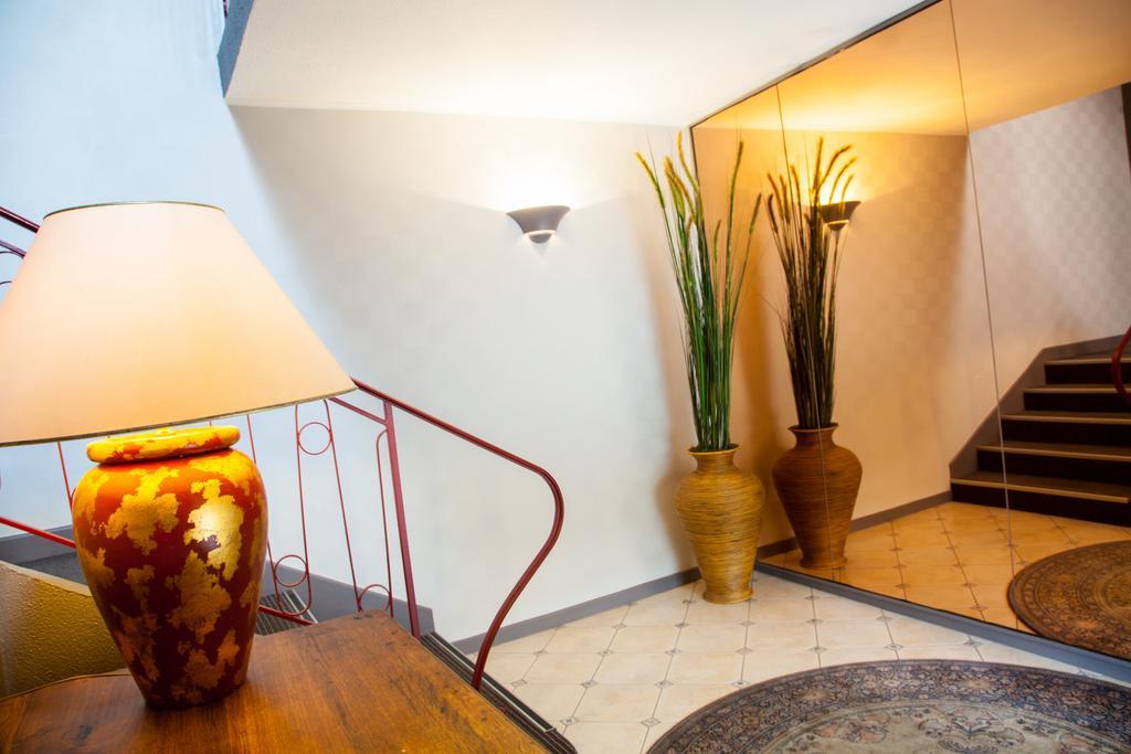 Hostellerie De Bretonniere - Groupe Logis Hotels Beaune  Exteriér fotografie